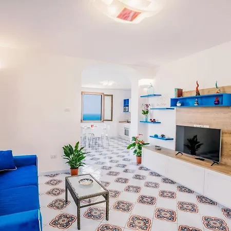 Alone Dom wakacyjny *