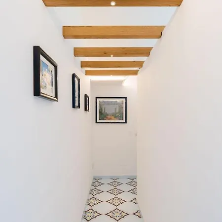 Dom wakacyjny Alone *