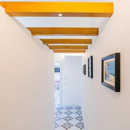 Alone * Αμάλφι