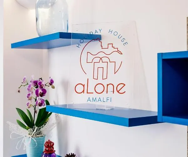 Alone 別荘 アマルフィ